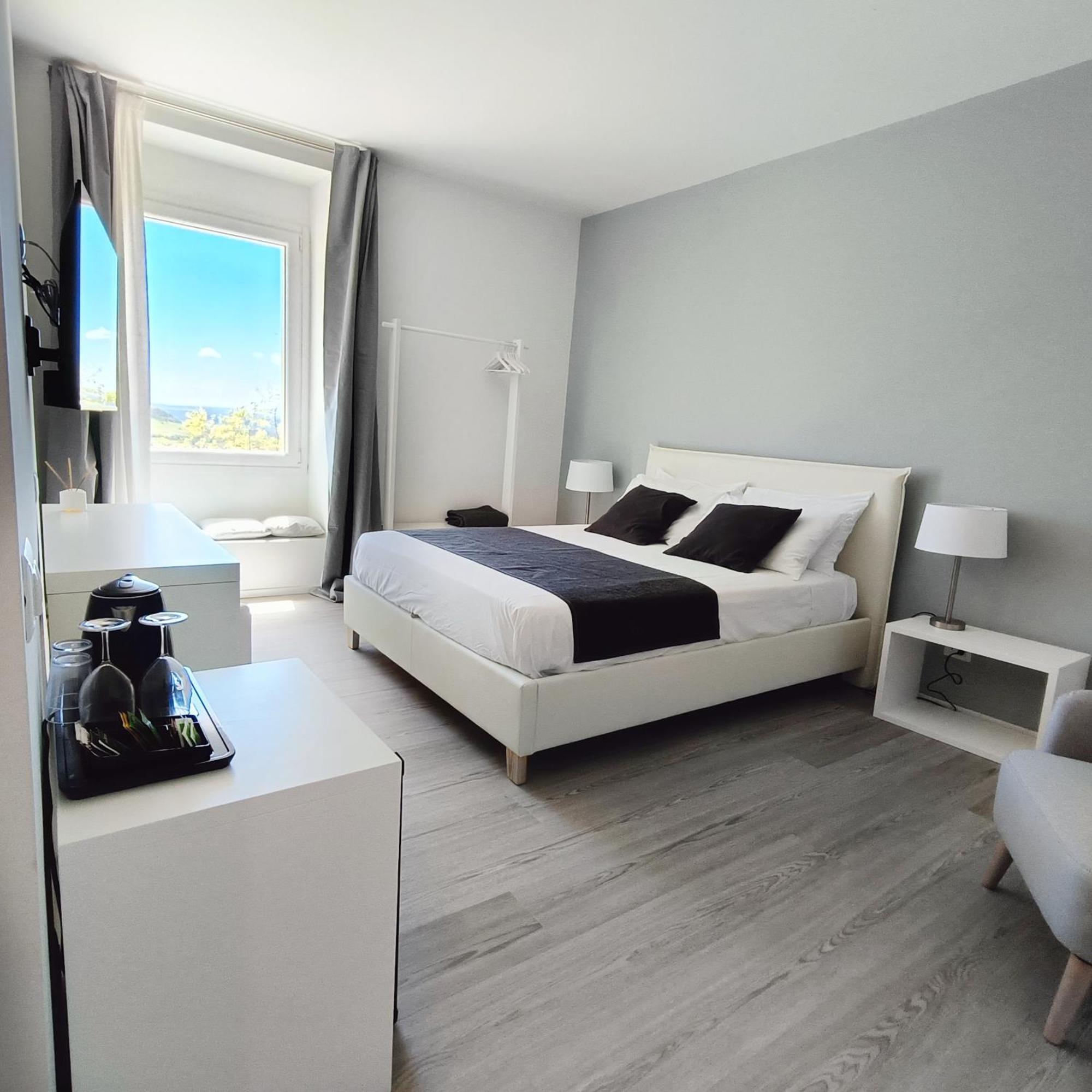 Bed and Breakfast Tuffudesu Experience (Adults Only) Osilo Habitación foto