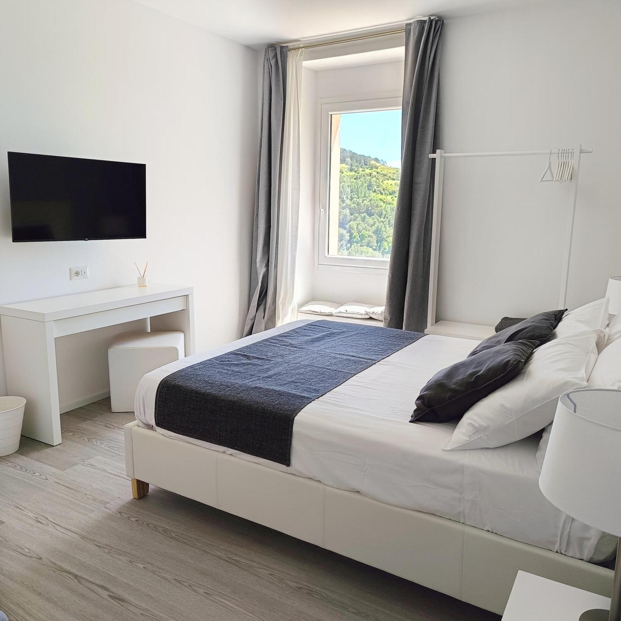Bed and Breakfast Tuffudesu Experience (Adults Only) Osilo Habitación foto