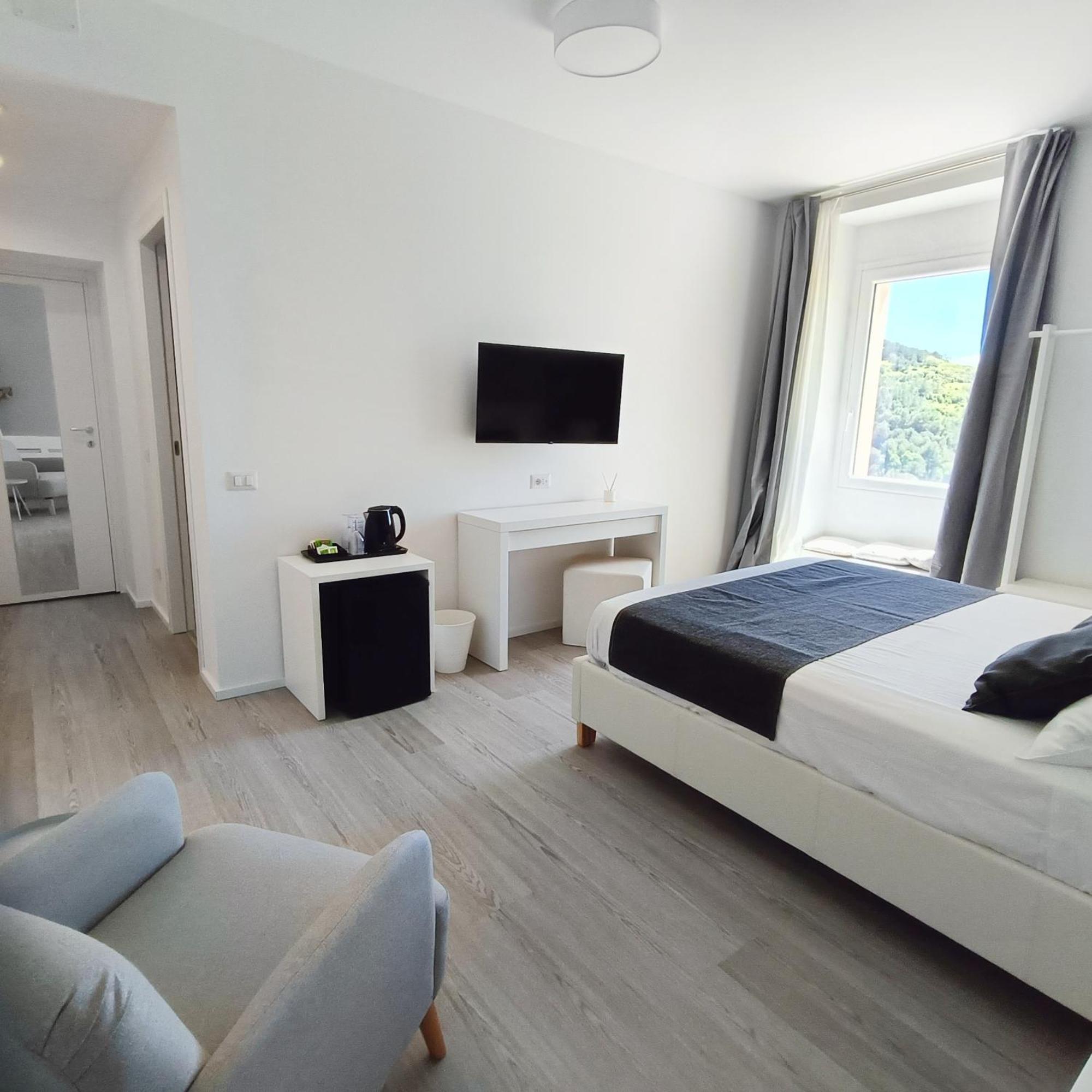 Bed and Breakfast Tuffudesu Experience (Adults Only) Osilo Habitación foto